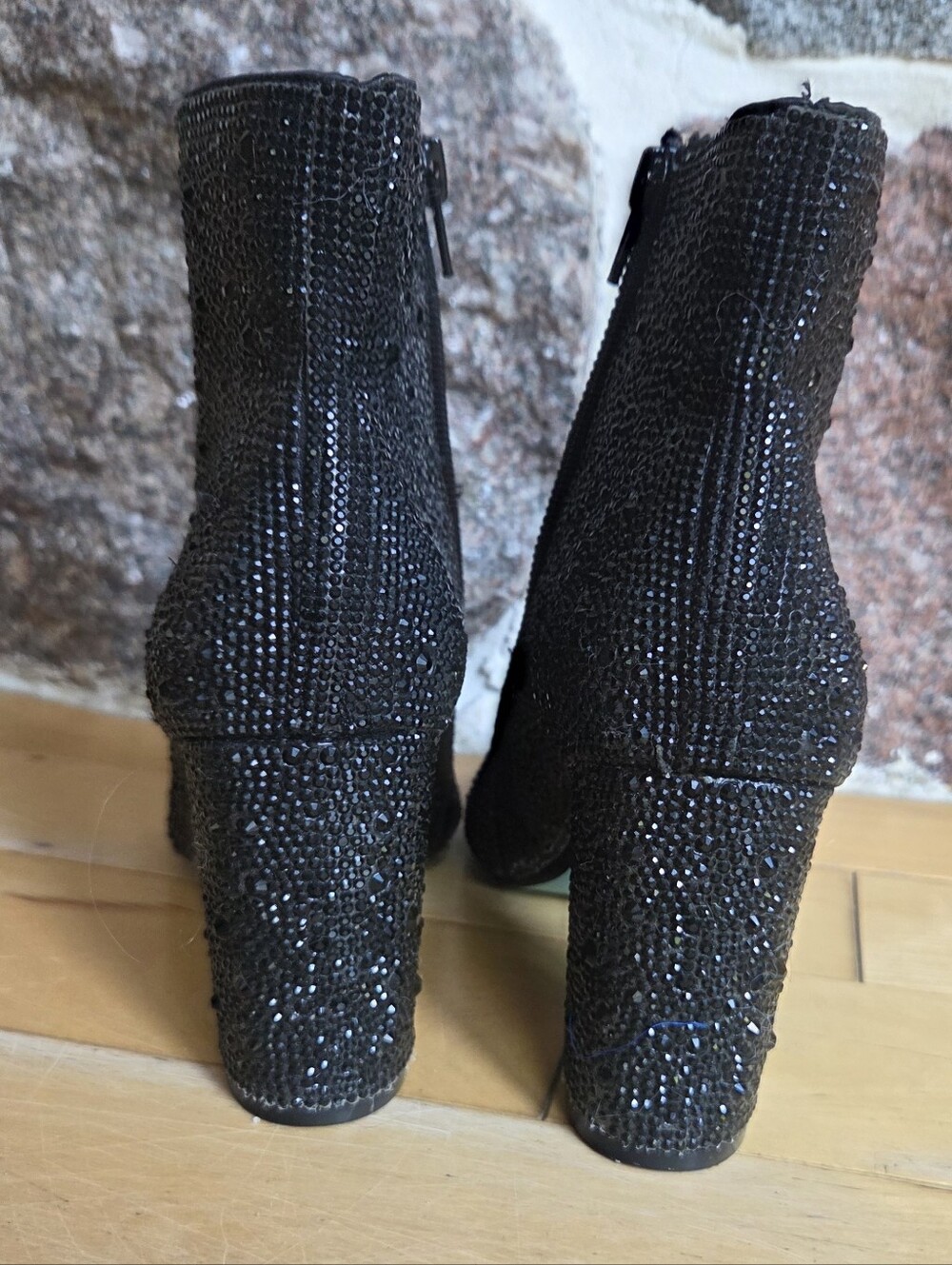 BETSEY Johnson Glitter Pointed-Toe Block Heel Ankle Boots 6.5M - Picture 5 of 9